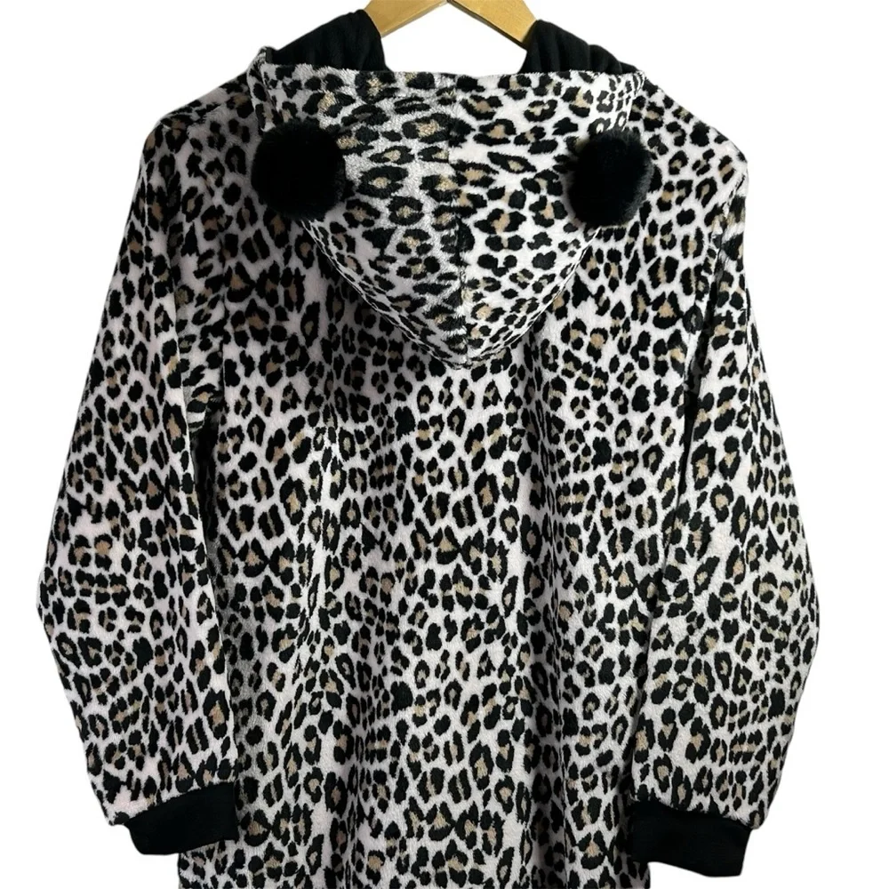 NWT Children’s Place Leopard One Piece Pajamas Size XL (14)